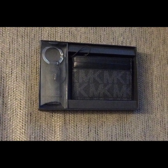 Michael Kors Card Holder and Key Ring NWT - Picture 5 of 6